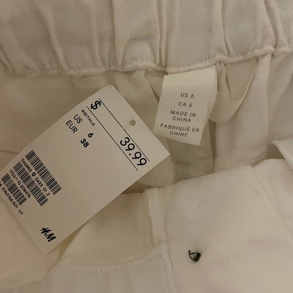 H&M Paperbag shorts - Picture 3 of 3